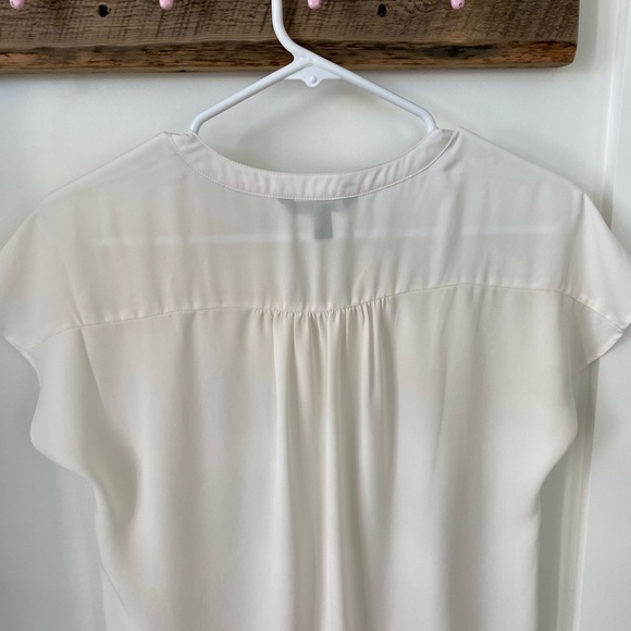Banana Republic Drapey V-Neck Blouse - Picture 3 of 3